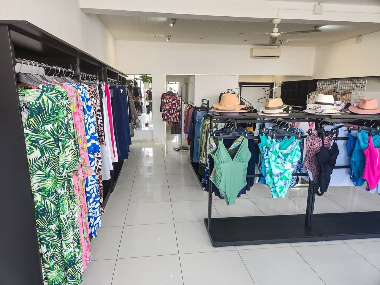 La Luna Boutique - Image 20